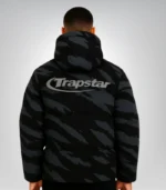 Trapstar Irongate winter puffer – black streetwear jacket for men