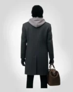 Elegant grey wool coat with timeless celebrity-inspired design
